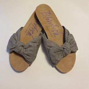 Tweed Grey Flat Bow Slides